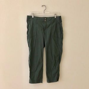 Athleta Capri Trek pants